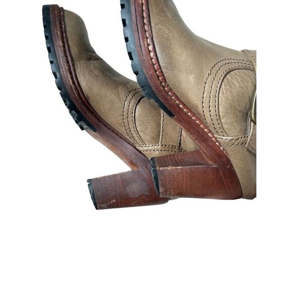 FRYE Lucy Engineer Boots Booties Taupe Brown Leather Size 7 Heel - Picture 13 of 16